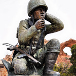 Commemorative statue to the Code Talkers.