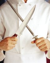 Chef sharpening knife