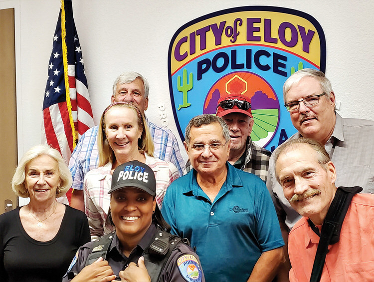 Robson Ranch homeowners with the Citizens Police Academy leader Sgt. Calvina Singleton. Second row (left to right): Donna Wickard, Michelle Peters, Eddie Peters, and Scott Wickard; Back row: Don Helmstetter, Jim Teak, and Bill Wisnewski