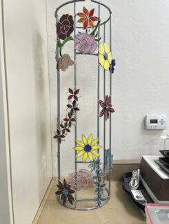 Ivy Berger’s stunning flower stand